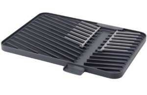 Joseph Joseph Šedý plastový odkapávač na nádobí Flip-Up